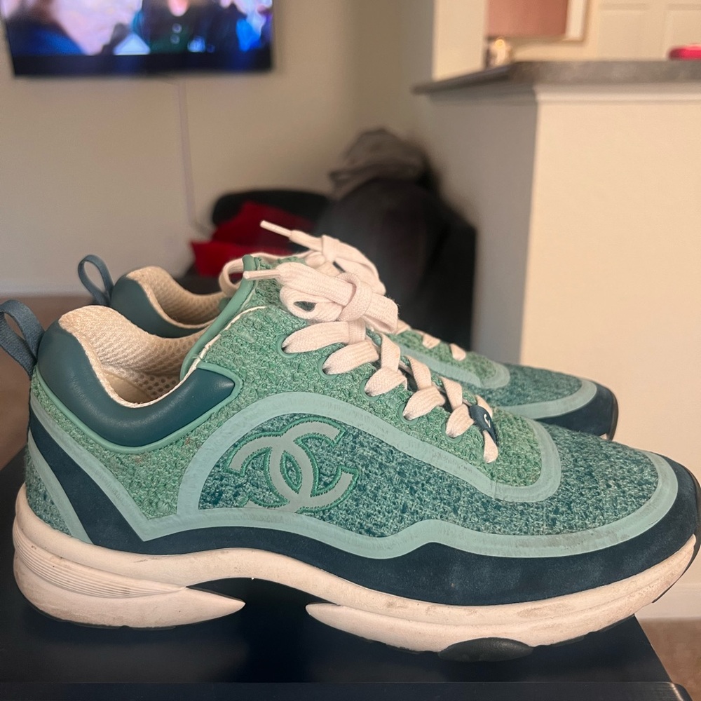 Woman Chanel Sneakers 39.5